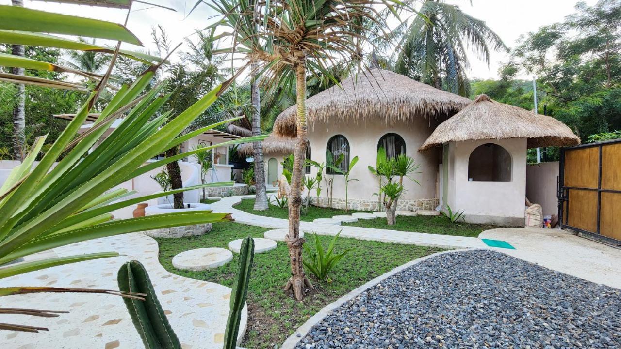 Hotel Tiu Oasis Lombok à Kuta  Extérieur photo
