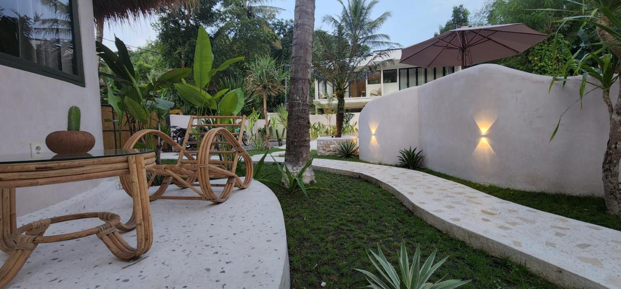 Hotel Tiu Oasis Lombok à Kuta  Extérieur photo