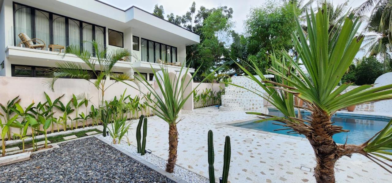 Hotel Tiu Oasis Lombok à Kuta  Extérieur photo