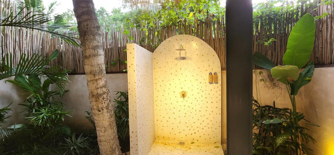 Hotel Tiu Oasis Lombok à Kuta  Extérieur photo