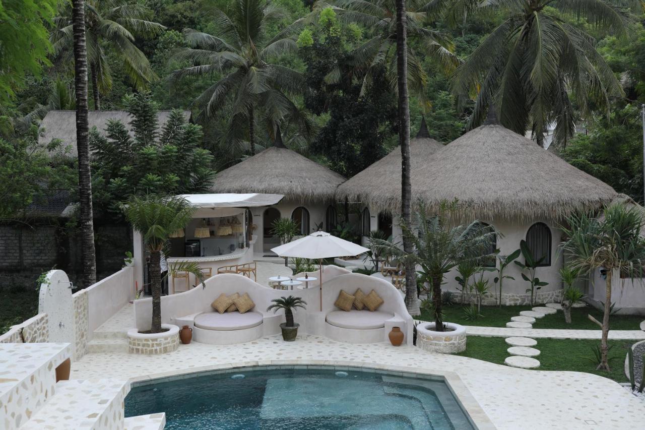 Hotel Tiu Oasis Lombok à Kuta  Extérieur photo