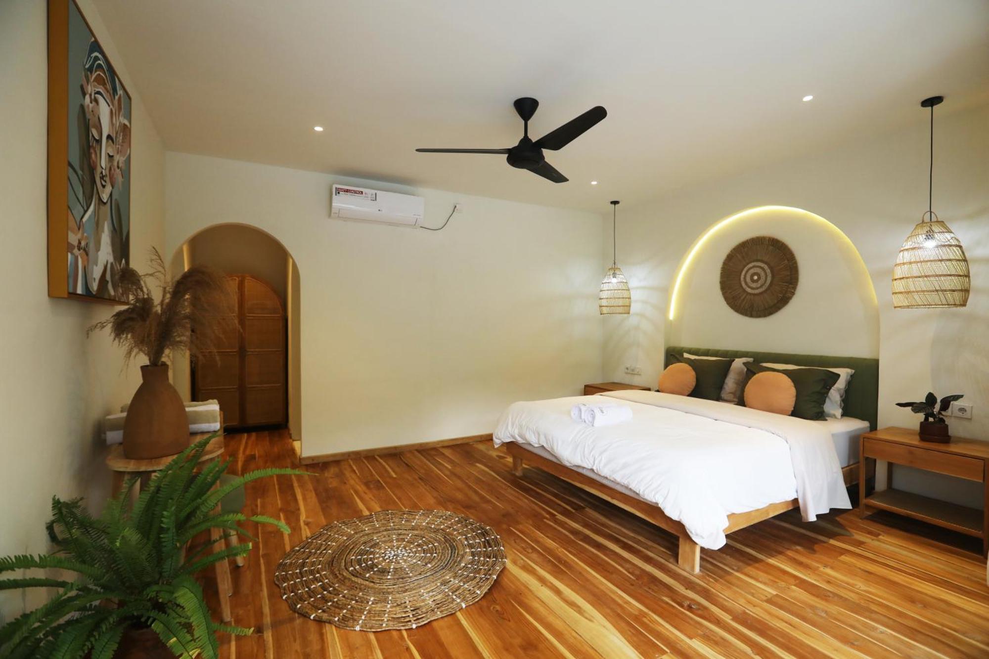 Hotel Tiu Oasis Lombok à Kuta  Extérieur photo